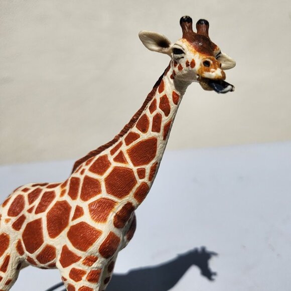 Giraffe Action Figure 8" Tall Hard Plastic Wildlife Toy San Diego Zoo Safari Thi - Picture 5 of 13